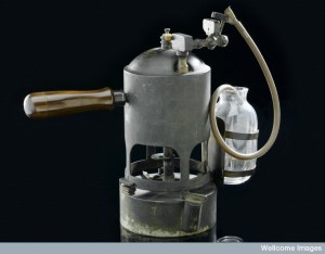 Carbolic steam spray used by Joseph Lister, England, 1866-18. Courtesy of the Science Museum, London, Wellcome Images. 