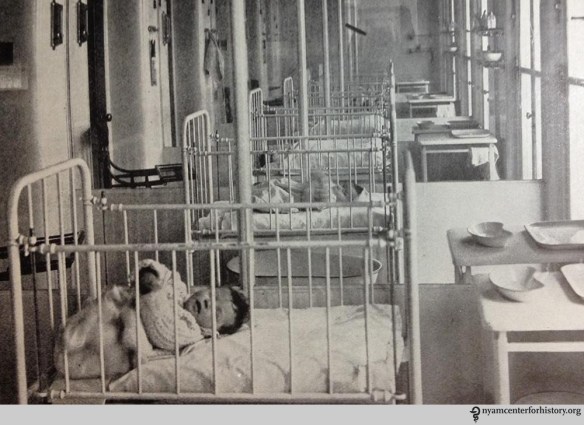 Glassed-in babies, from Annual Report 1914 Hebrew Infant Asylum of New York.