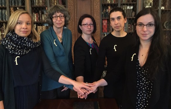 Inaugural members of the ſociety for the Reſtoration of the ſ after pledging the oath of memberſhip.