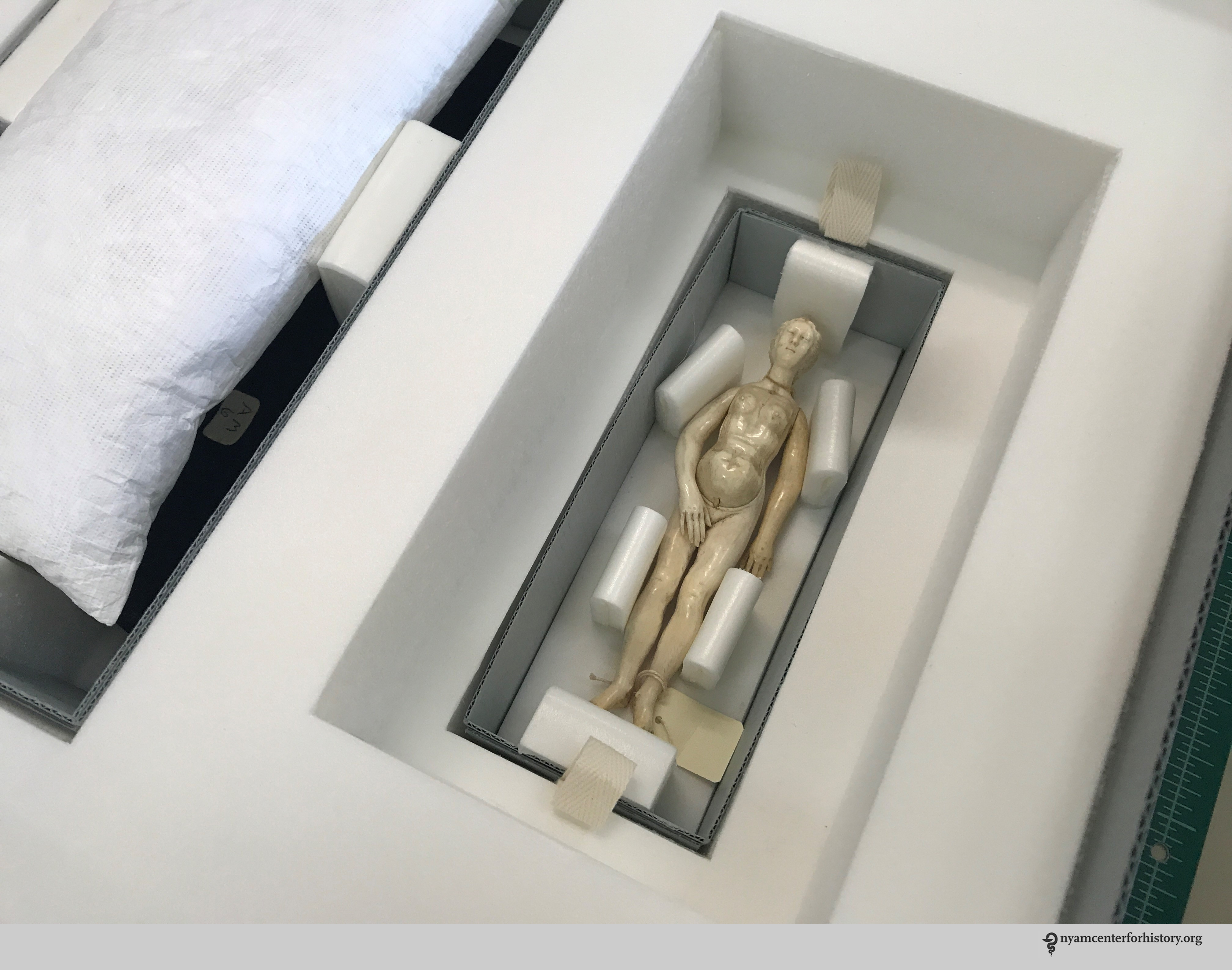 5_BoxDesign_2_watermark